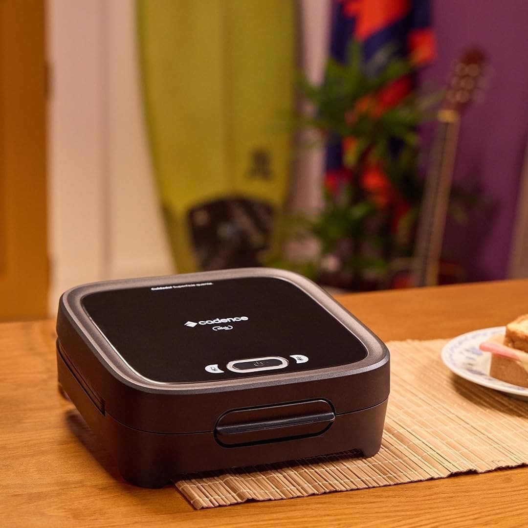 Sanduicheira Elétrica Cadence Click - 220V